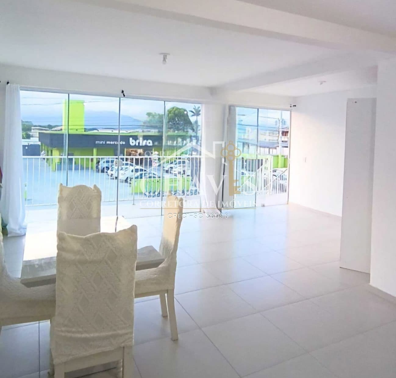 Aluguel anual - Apartamento amplo para Uso Residencial ou Comercial na Praia da Pinheira em Palhoça - SC