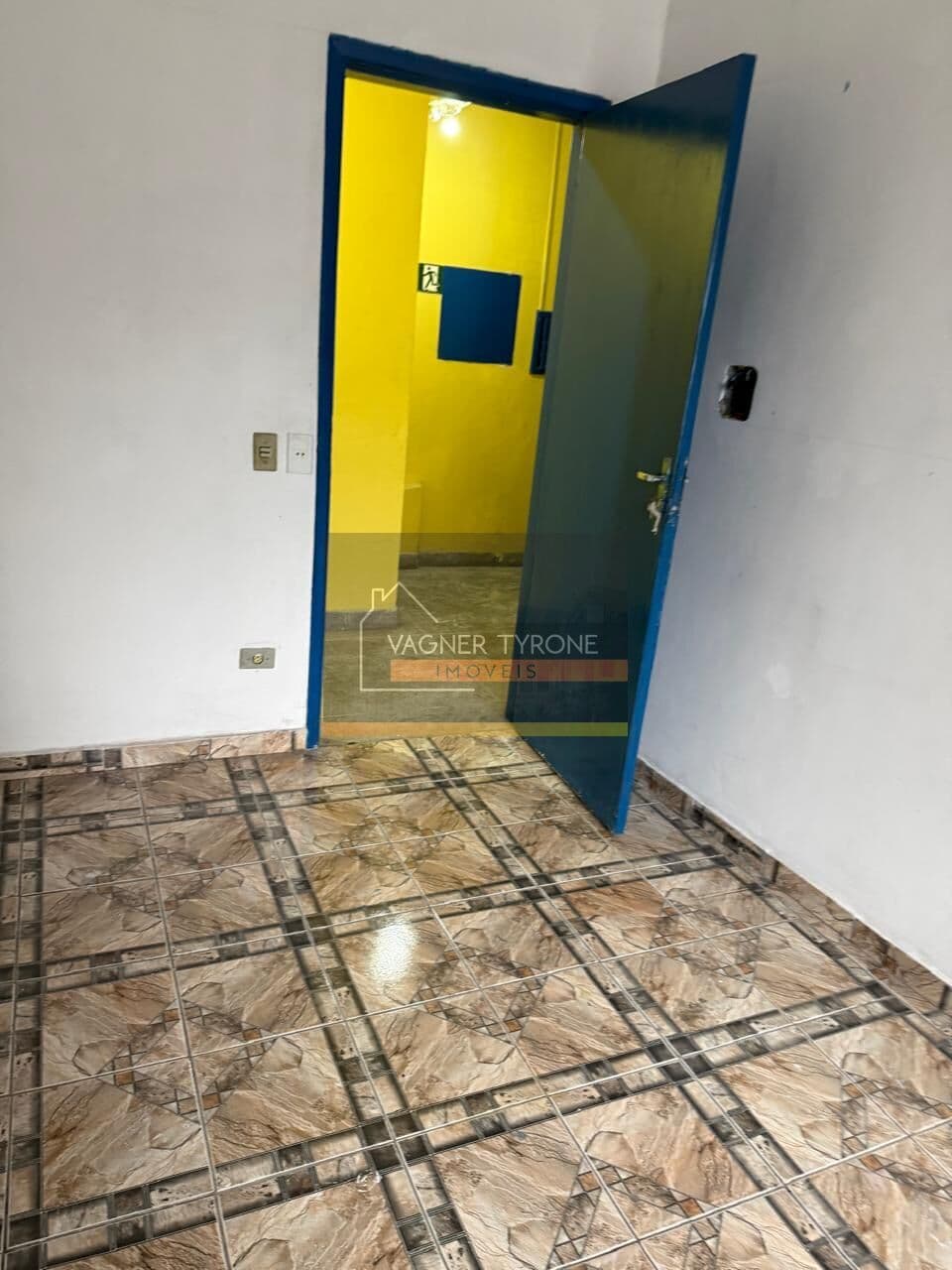 Sala Comercial para Locação – Centro de Cotia/SP
