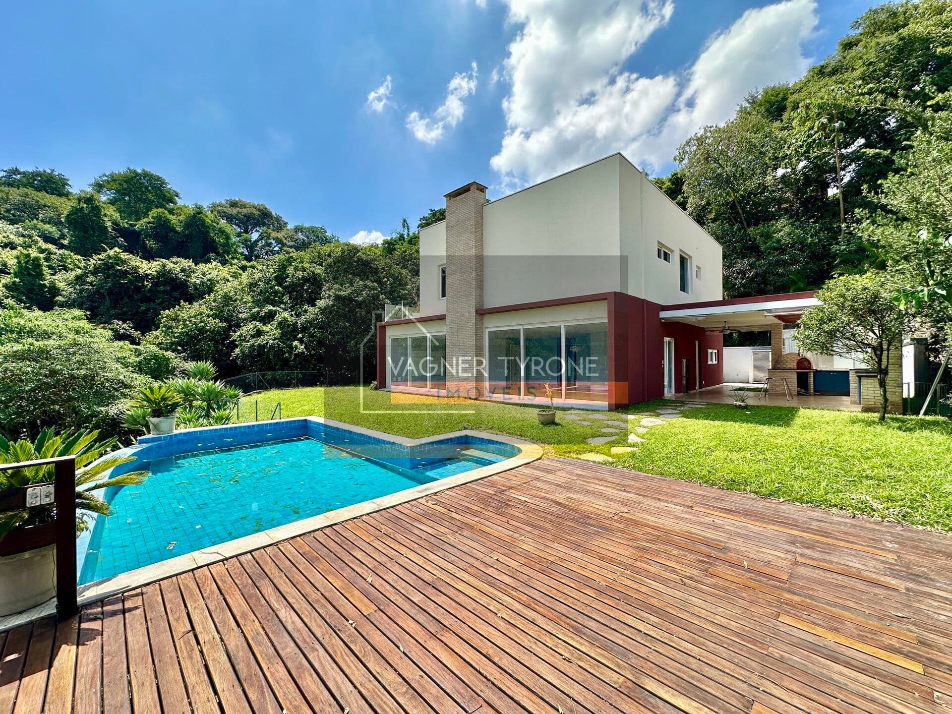 COND. POUSADA DOS BANDEIRANTES - MODERNA, 4 SUÍTES, GOURMET, PISCINA E VISTA PANORÂMICA!