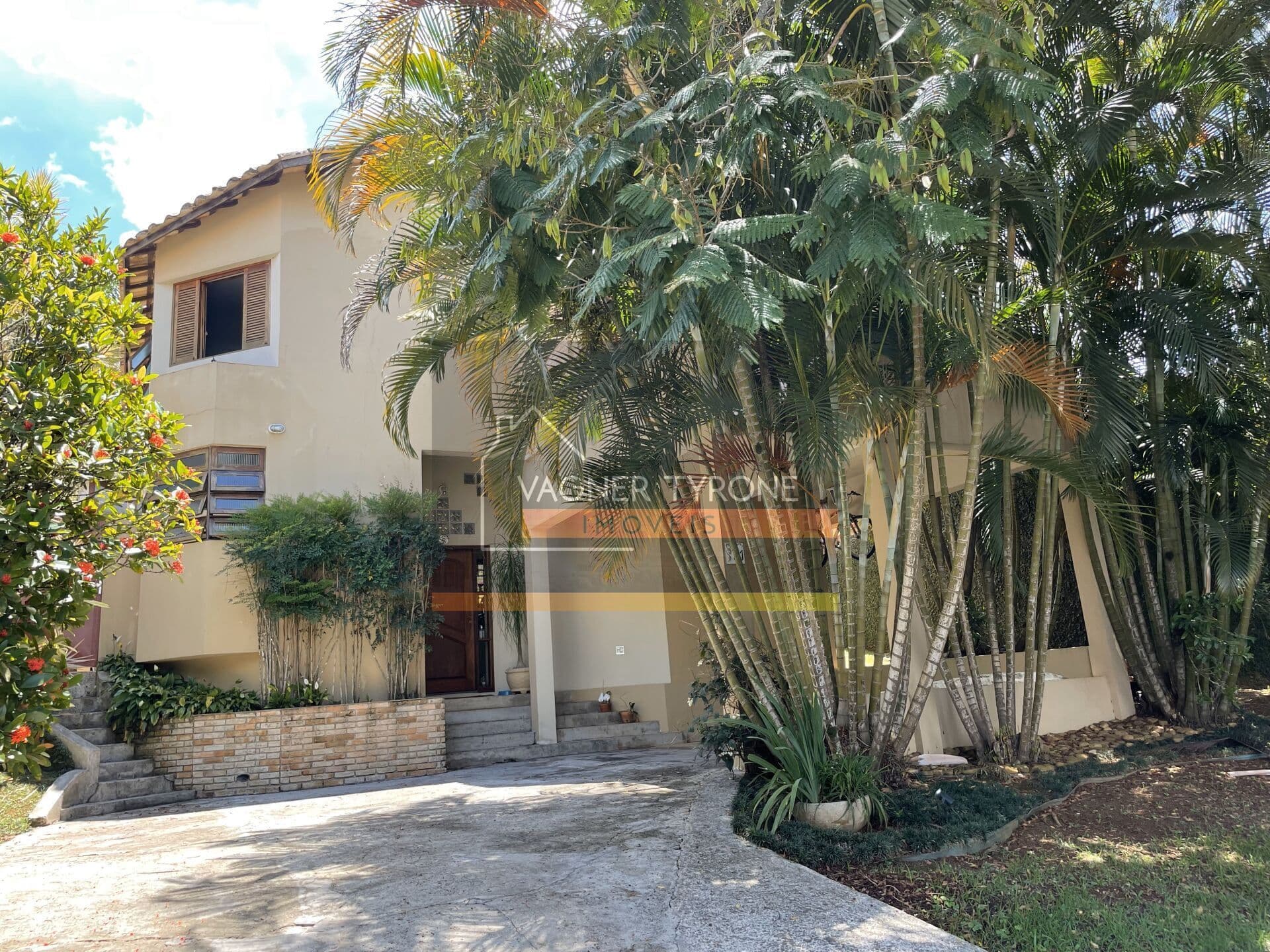 Casa Alto Padrão - CONDOMINIO PARQUE DOM HENRIQUE