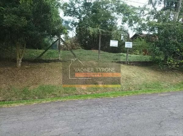 COND. CHÁCARAS DA REPRESINHA - LOTE 1.871,80 M² - KM 33 RAP. TAVARES
