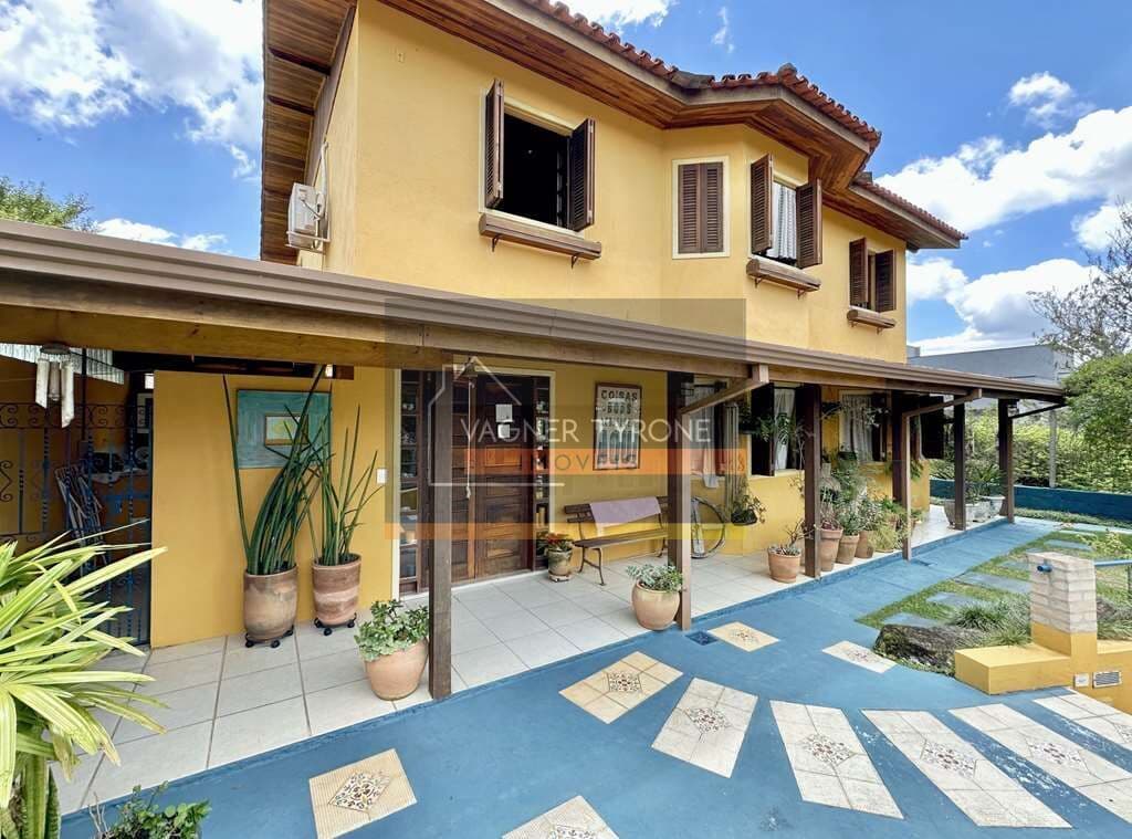 Casa à Venda no Condomínio Nova Higienópolis – Jandira