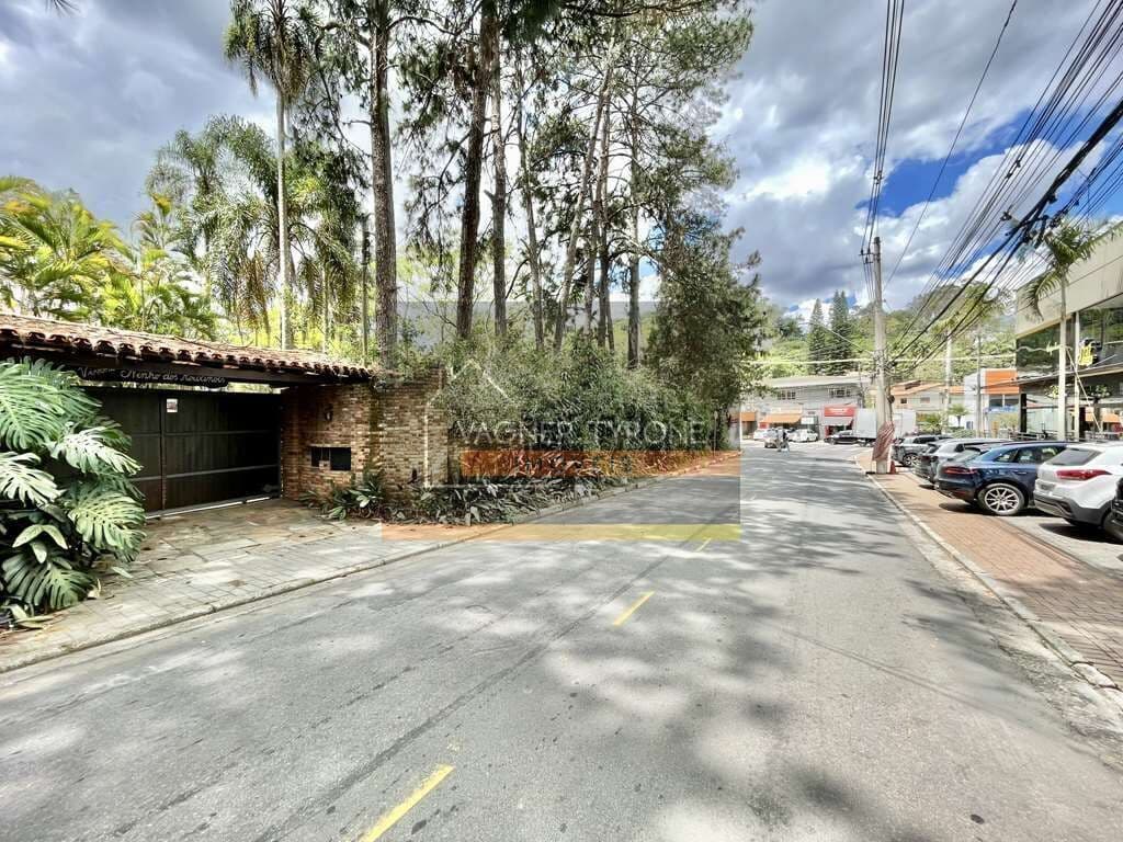 MIOLO DA GRANJA VIANA - ESQUINA JOSÉ FELIX OLIVEIRA C/ CHERUBINA VIANNA - 7.088,00 M² - COMERCIAL / RESIDENCIAL
