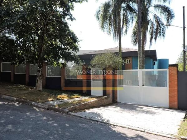 COND. PARQUE PRIMAVERA - 3 MIL M² DE TERRENO, 6 SUÍTES, LAREIRA, SALÃO FESTAS, EDÍCULA C/ ESTÚDIO DE MÚSICA, PISCINA, BOSQUE!