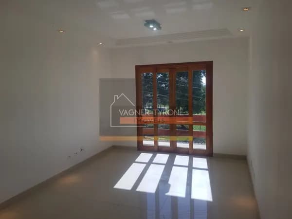 Casa Padrão - CONDOMINIO RESIDENCIAL VILA DESTE