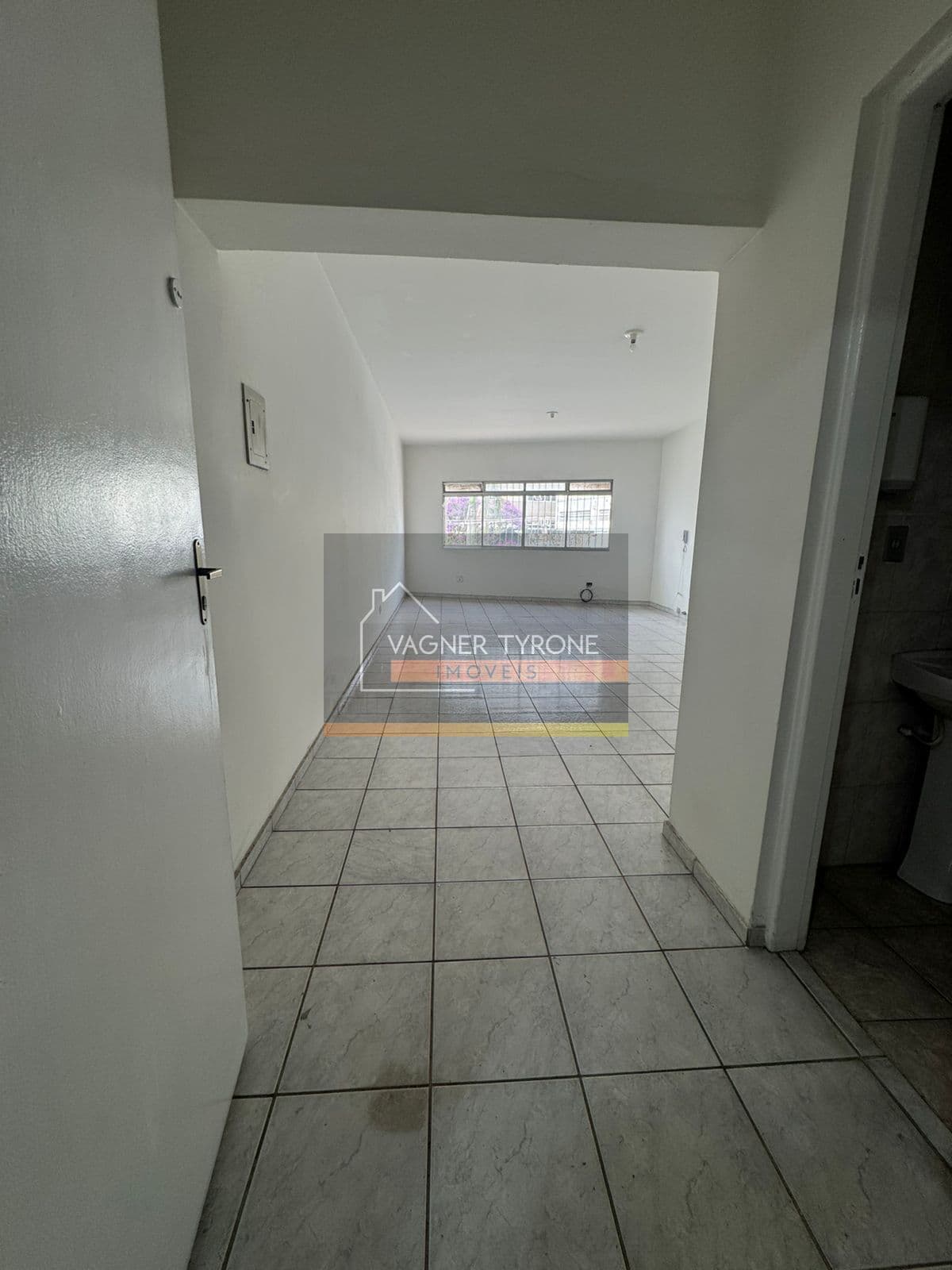 Sala Comercial para Locação – Próxima à Pro Cotia