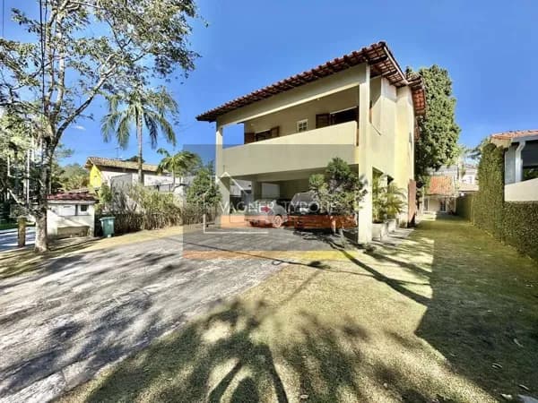 Casa à Venda no Condomínio Nova Higienópolis – Jandira/SP