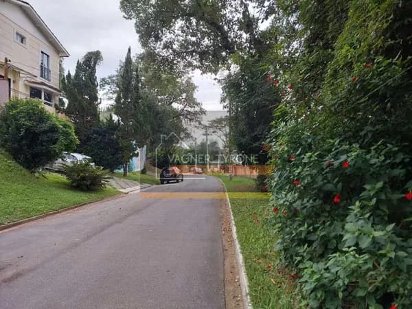 🏡 Terreno à Venda – Condomínio Vila Verde (Transurb)
