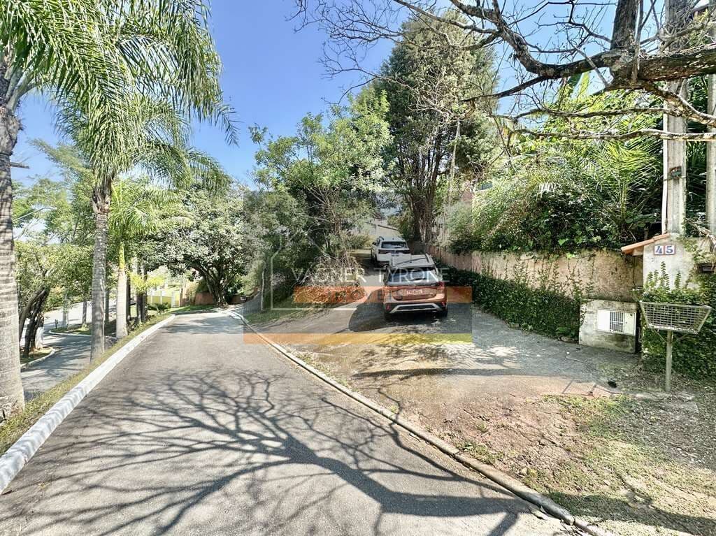 Casa Térrea à Venda no Condomínio Euroville – Excelente Oportunidade para Reforma