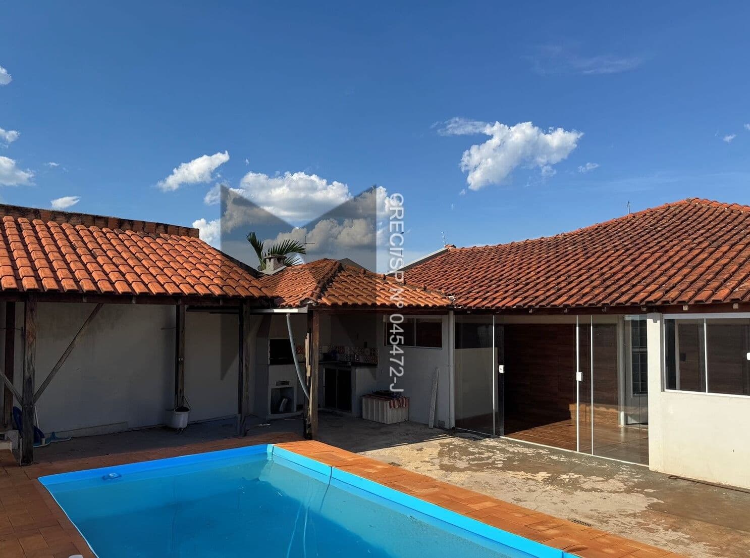Ampla Residência à venda no Bairro Santa Angelina
