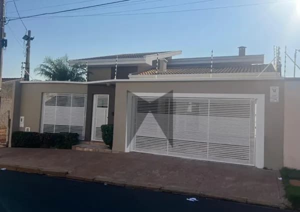 Residência de Alto Padrão exclusiva no Jardim Martinez em Araraquara-SP