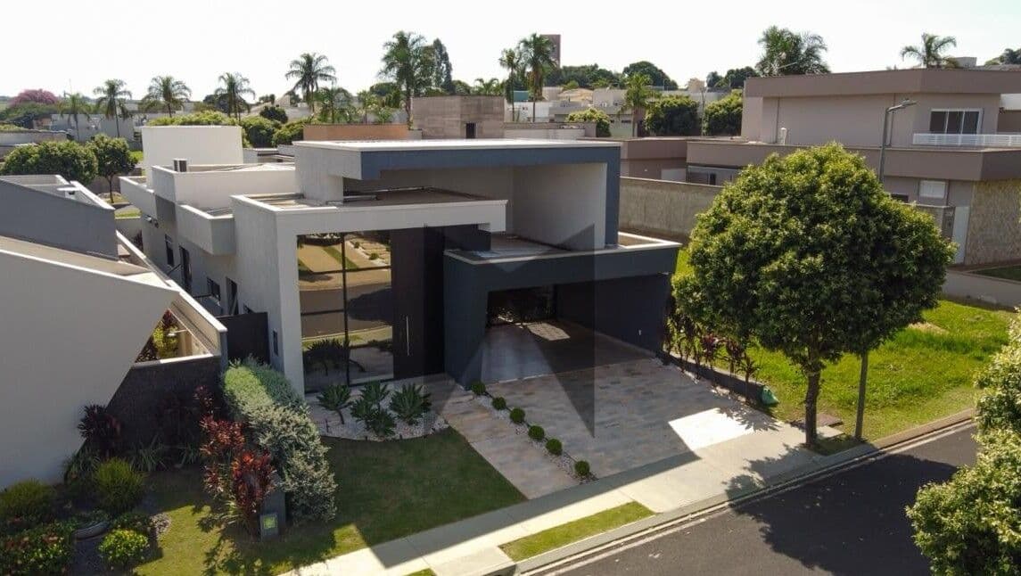 🏡 Residência Espaçosa e Sofisticada no Residencial Quinta das Tipuanas! 🌳
