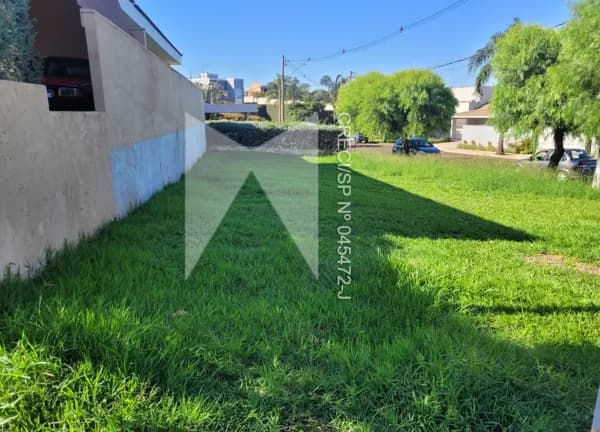 🏡 Terreno de Esquina à Venda no Condomínio Altos do Jaraguá