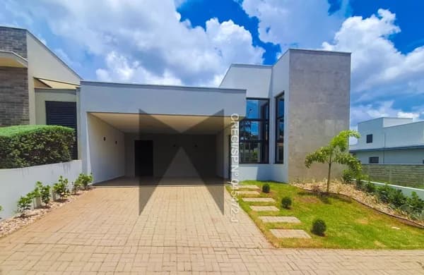 Residência no Condomínio Veredas do Campo com 3 Quartos e 3 banheiros à Venda.
