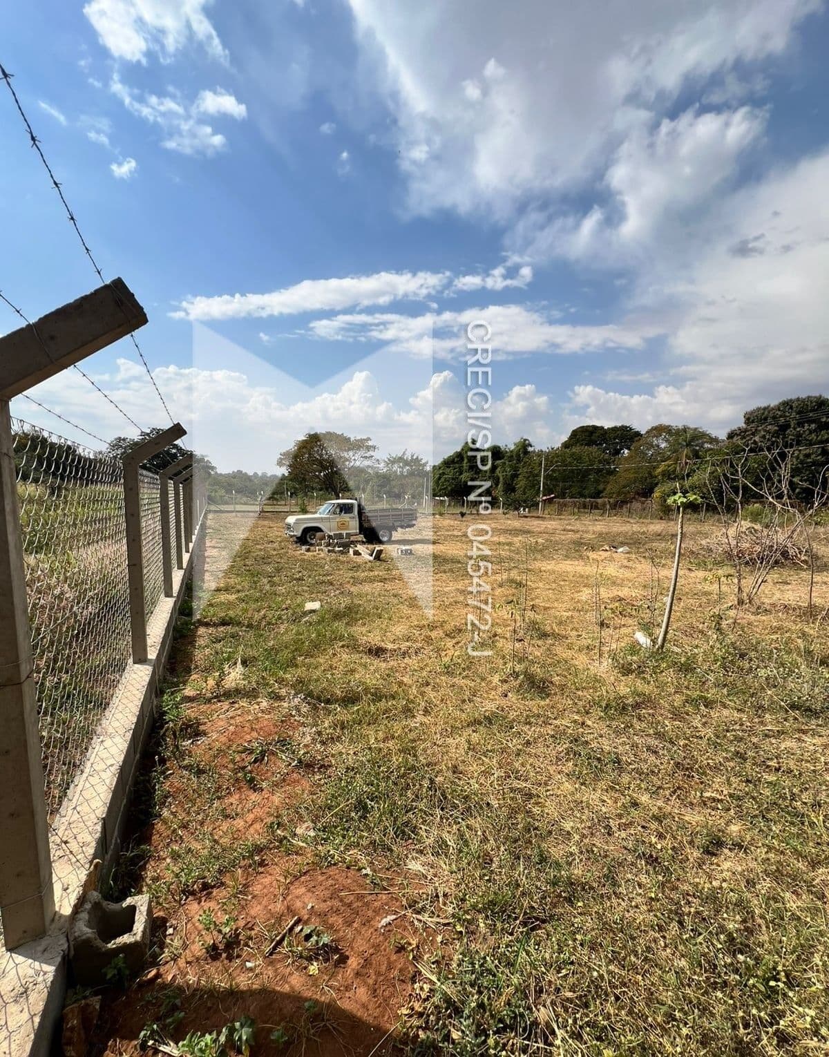 ✨ Terreno de 2.000m² à venda na Chácara Flora ✨