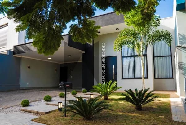 Residência de Alto Padrão no condomínio Village Damha II
