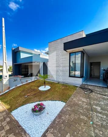 Residência com Piscina à venda Condomínio Volpi