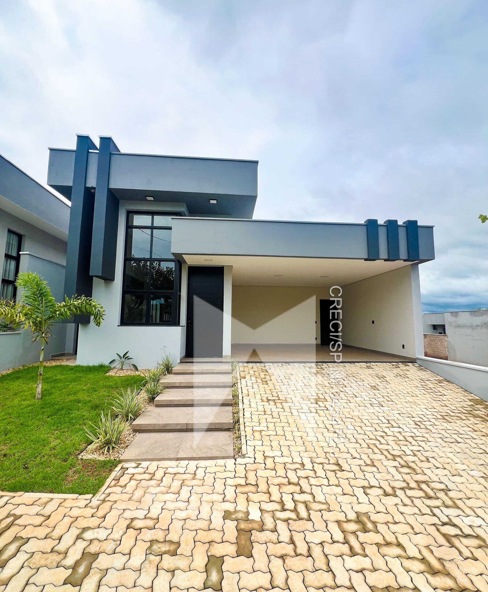 Residência com 3 Suítes e Completa de Planejados no condomínio Residencial Volpi