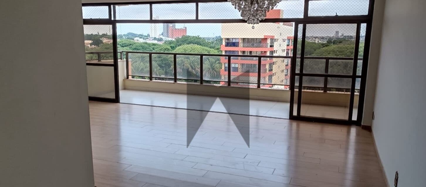 Apartamento Espaçoso no Edifício Samambaia