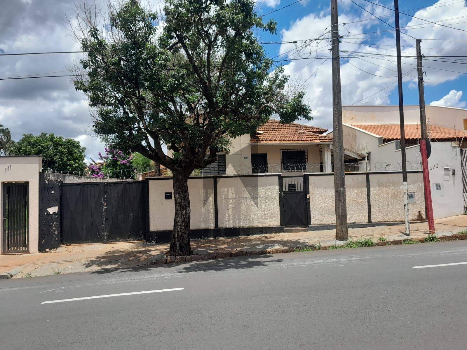 2 Casas no Mesmo Lote na Rua Carlos Gomes - Centro Araraquara