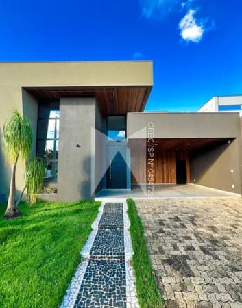Residência com 3 Suítes e Piscina disponível para Locação no Condomínio Village Damha III
