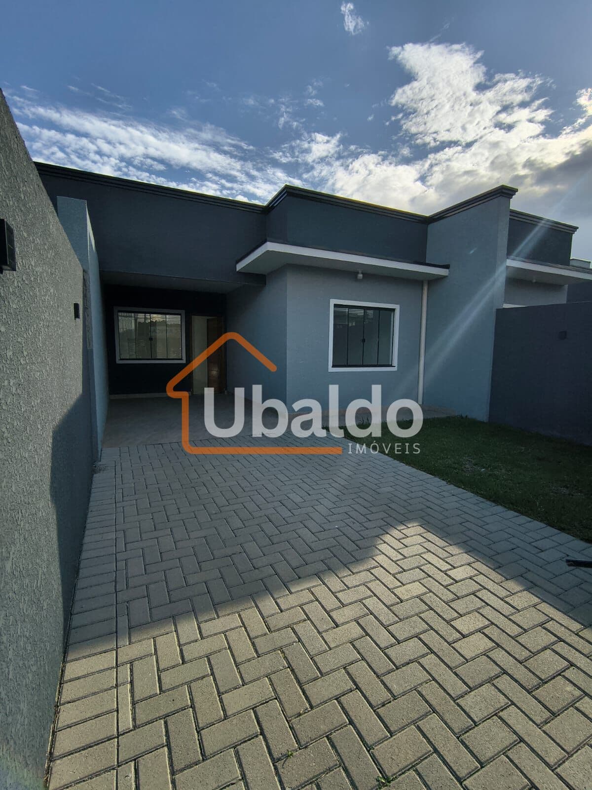 🏡 OPORTUNIDADE – CASA NO COSTEIRA