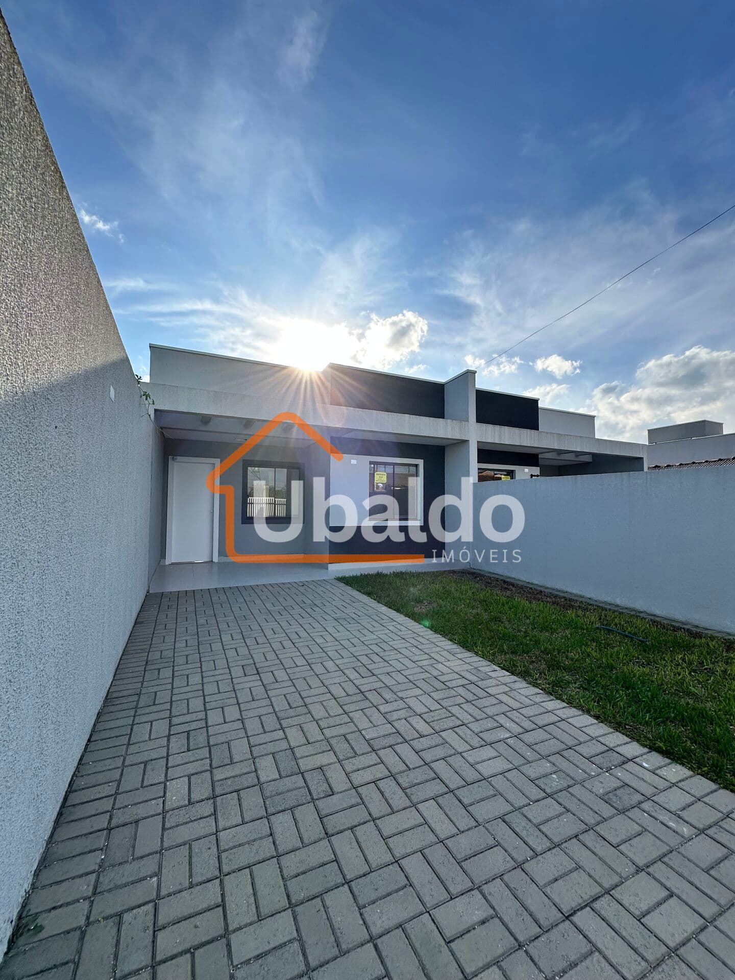 Casa no Bairro Costeira, Araucária