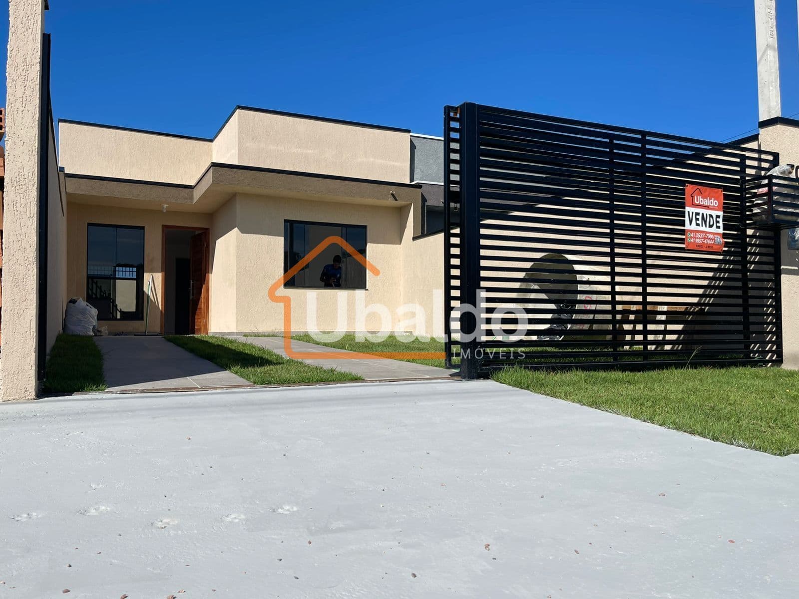 Casa em Araucária - Costeira