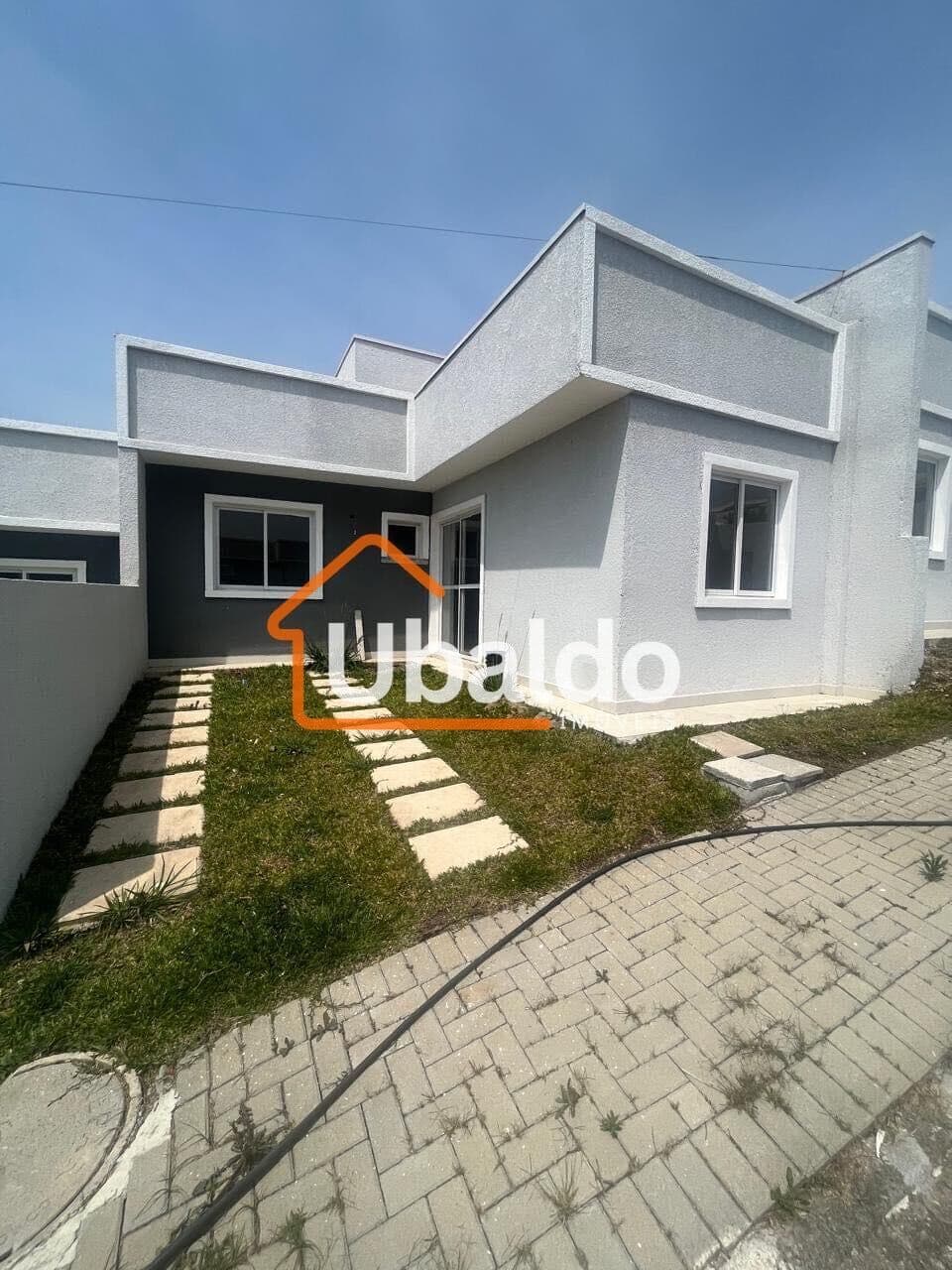 Casa a venda em Araucária