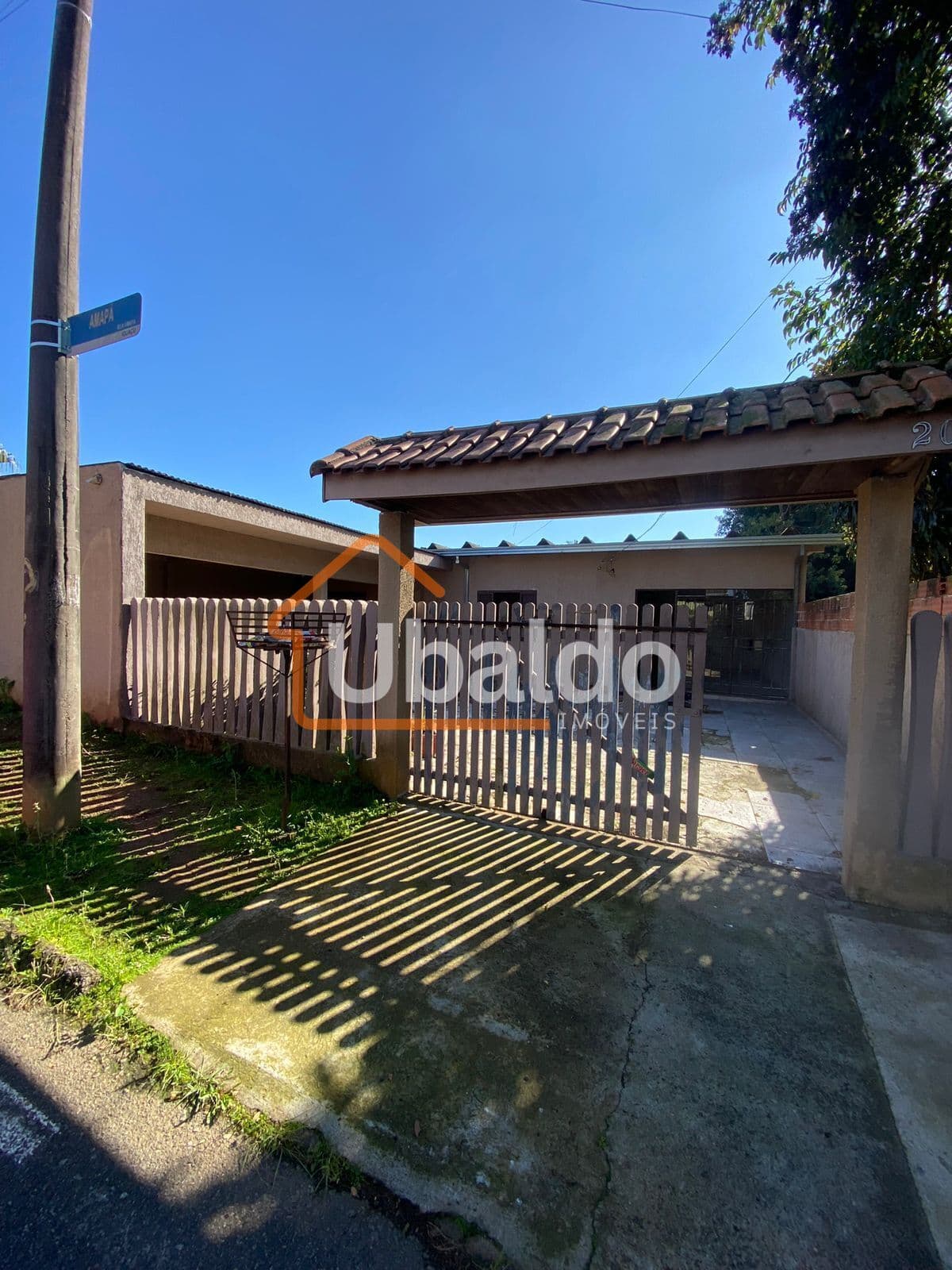 Casa à Venda no Bairro Iguaçu