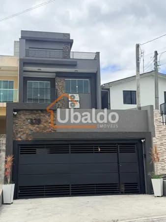 Sobrado em Araucária - Tindiquera