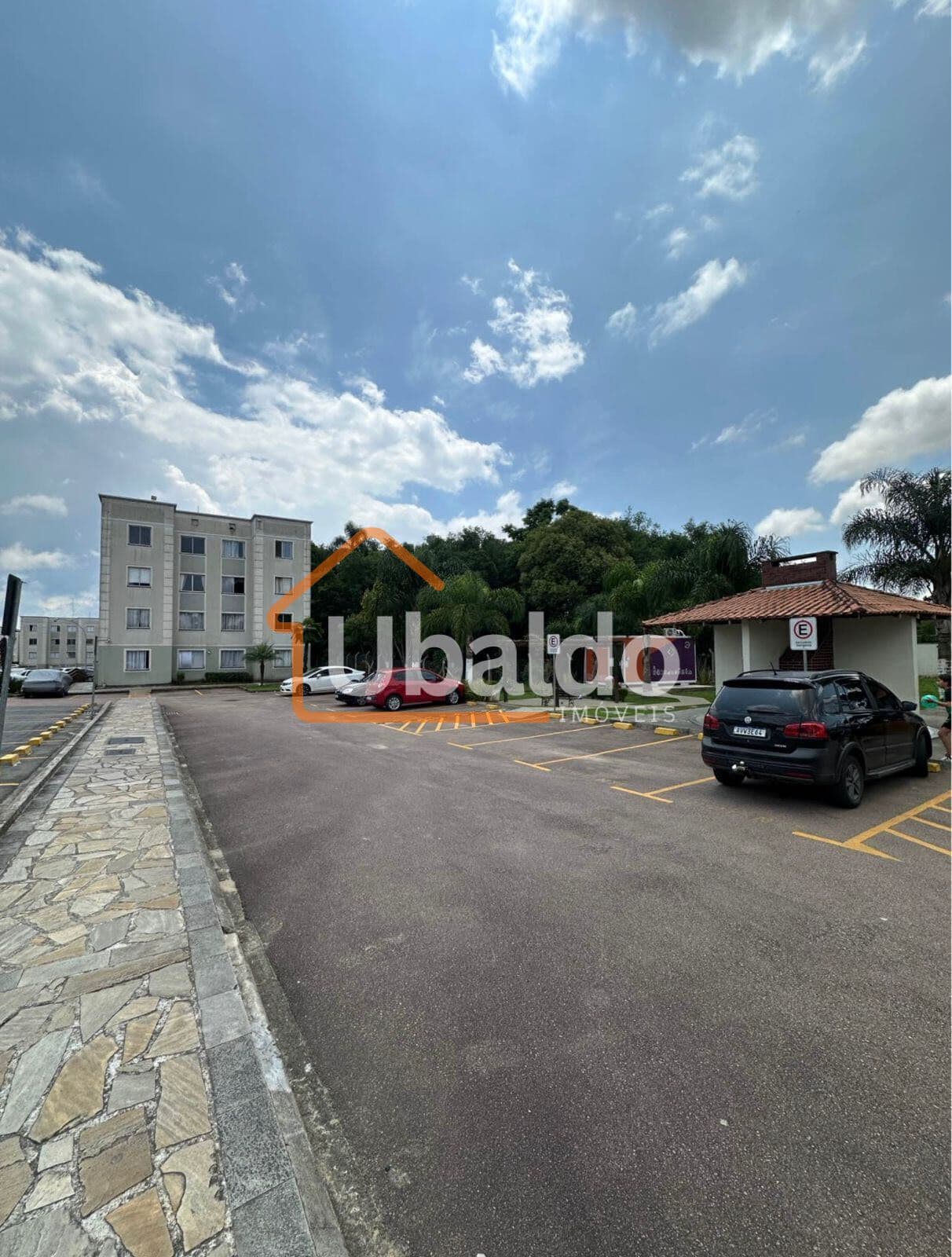 Apartamento em Araucária - Costeira