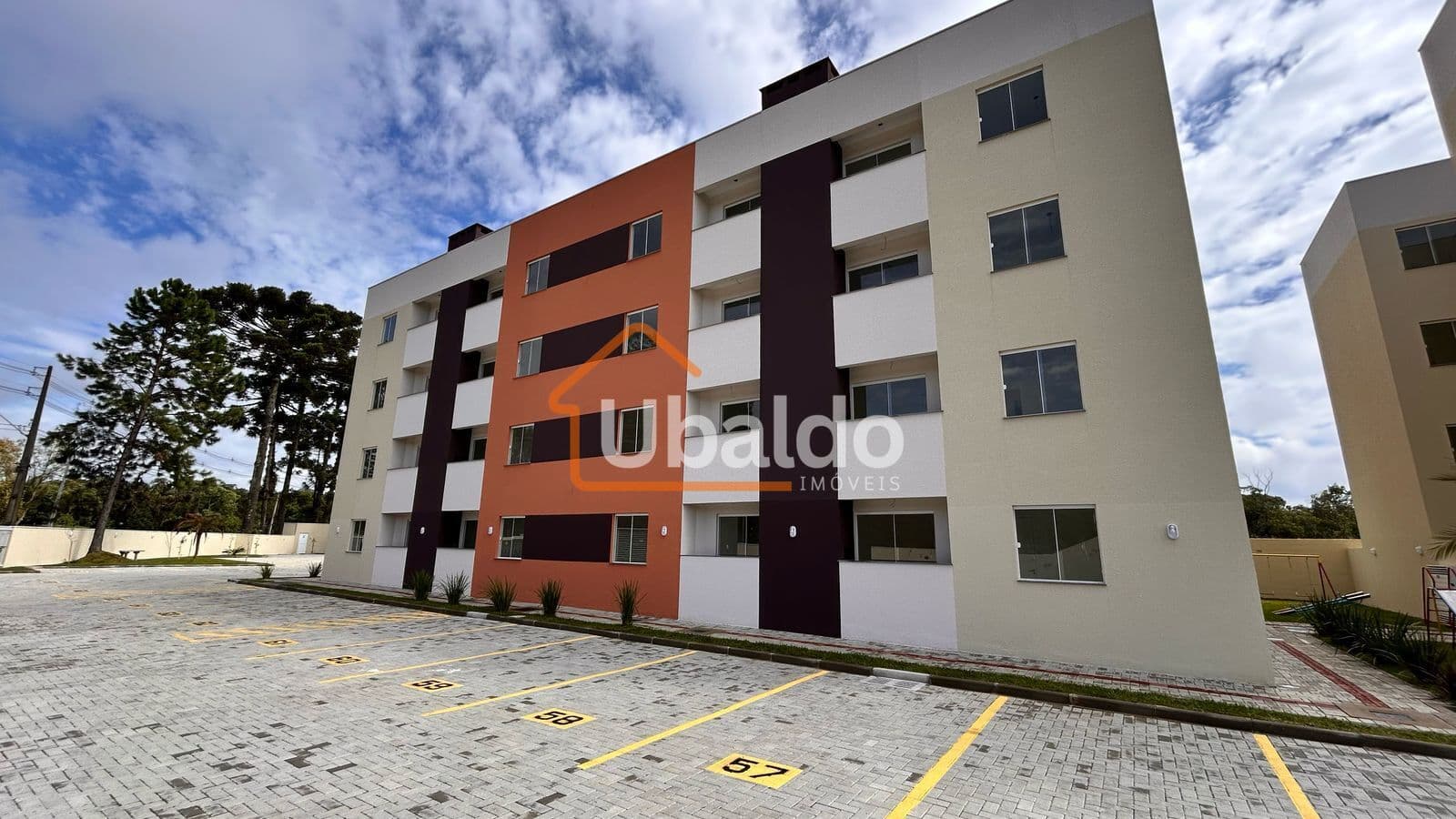 Apartamento em Araucária - Costeira