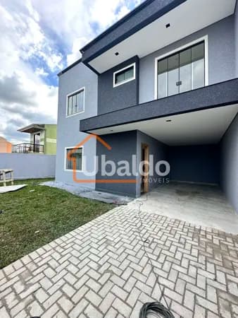 Sobrado à venda com 3 quartos, suíte e sobra de terreno no bairro Iguaçu – R$ 741.000