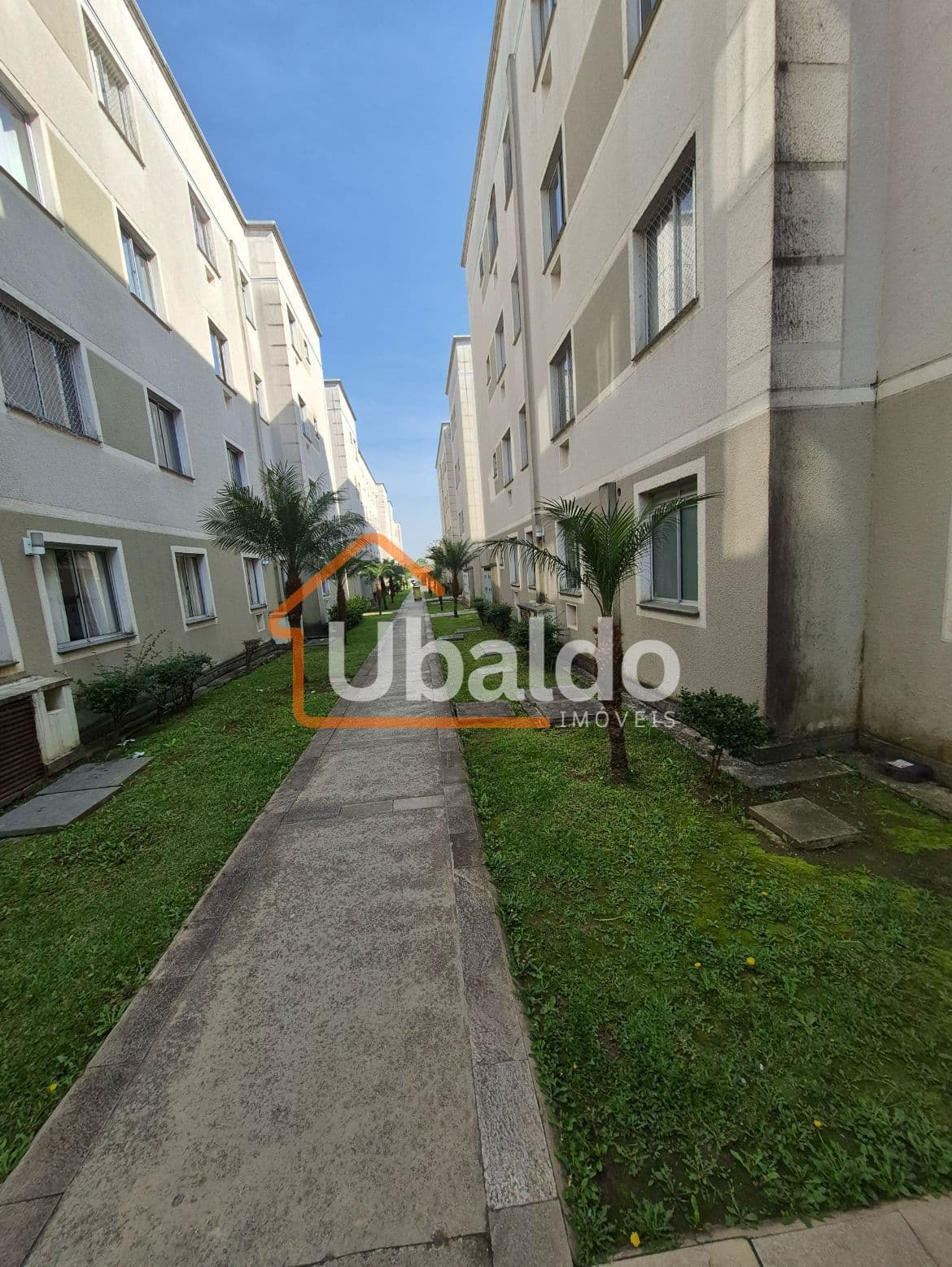Apartamento em Araucária - Costeira