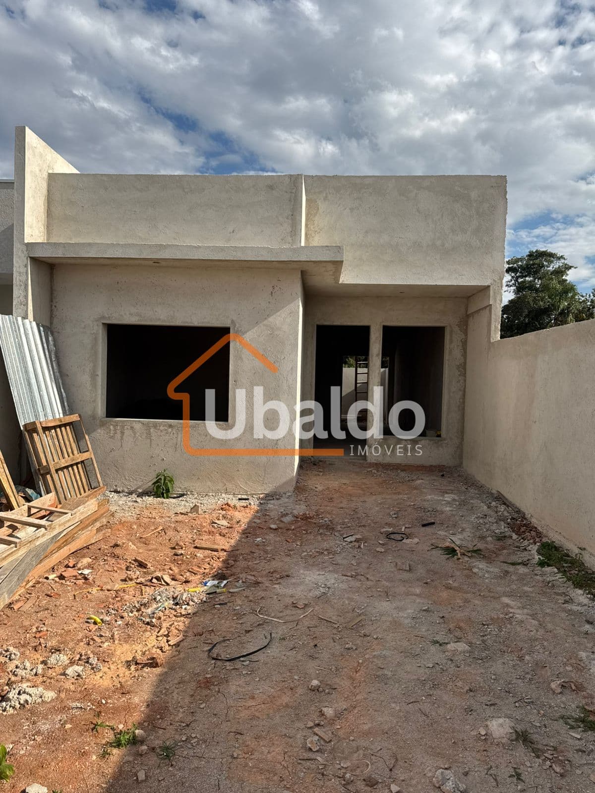 🏡✨ Casa aconchegante e funcional, ideal para quem busca praticidade e conforto no dia a dia!