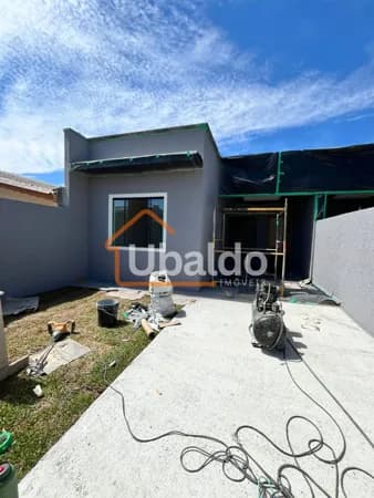 🏡 Casa à venda – Moderna e aconchegante!