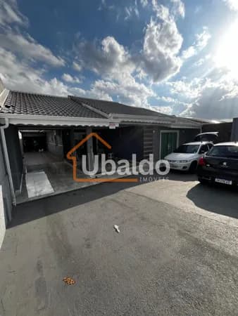 Fantástica casa de alto padrão à venda no Passaúna - Araucária.