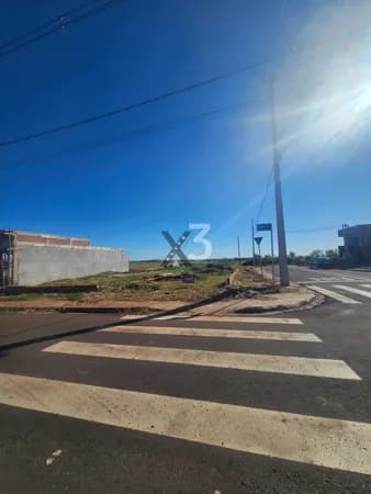 Terreno de esquina no bairro Bela Vista 2
