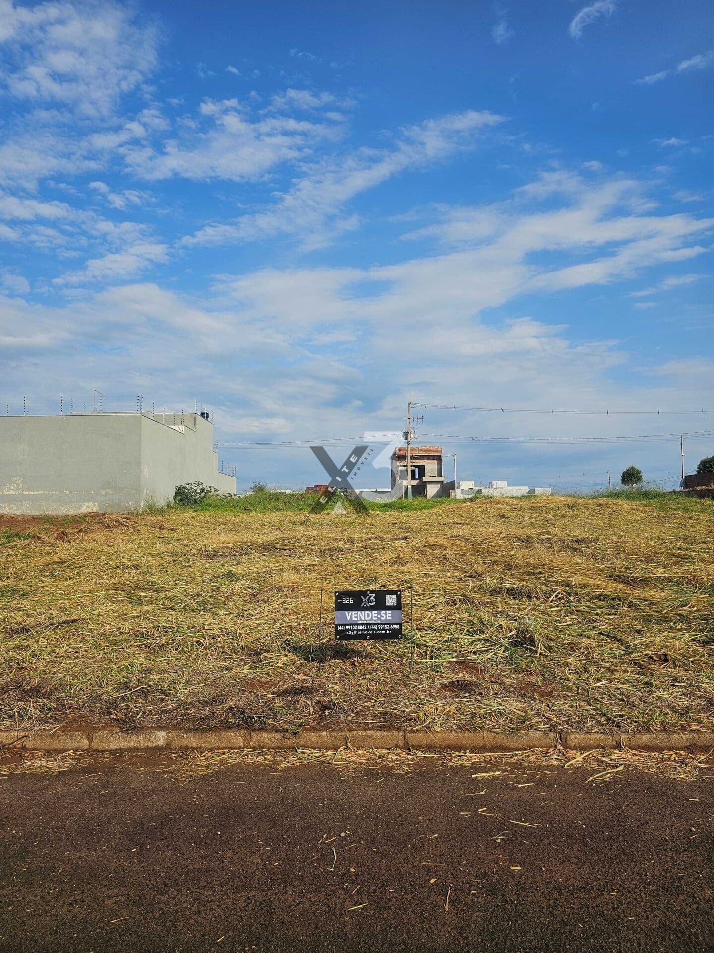 Terreno no bairro Riviera em Porto Rico PR