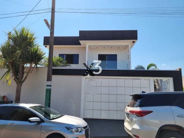 Casa Sobrado no bairro Maliboo em Porto Rico PR