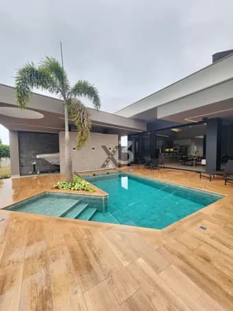 Casa no Condominio Mirante do Rio Parana