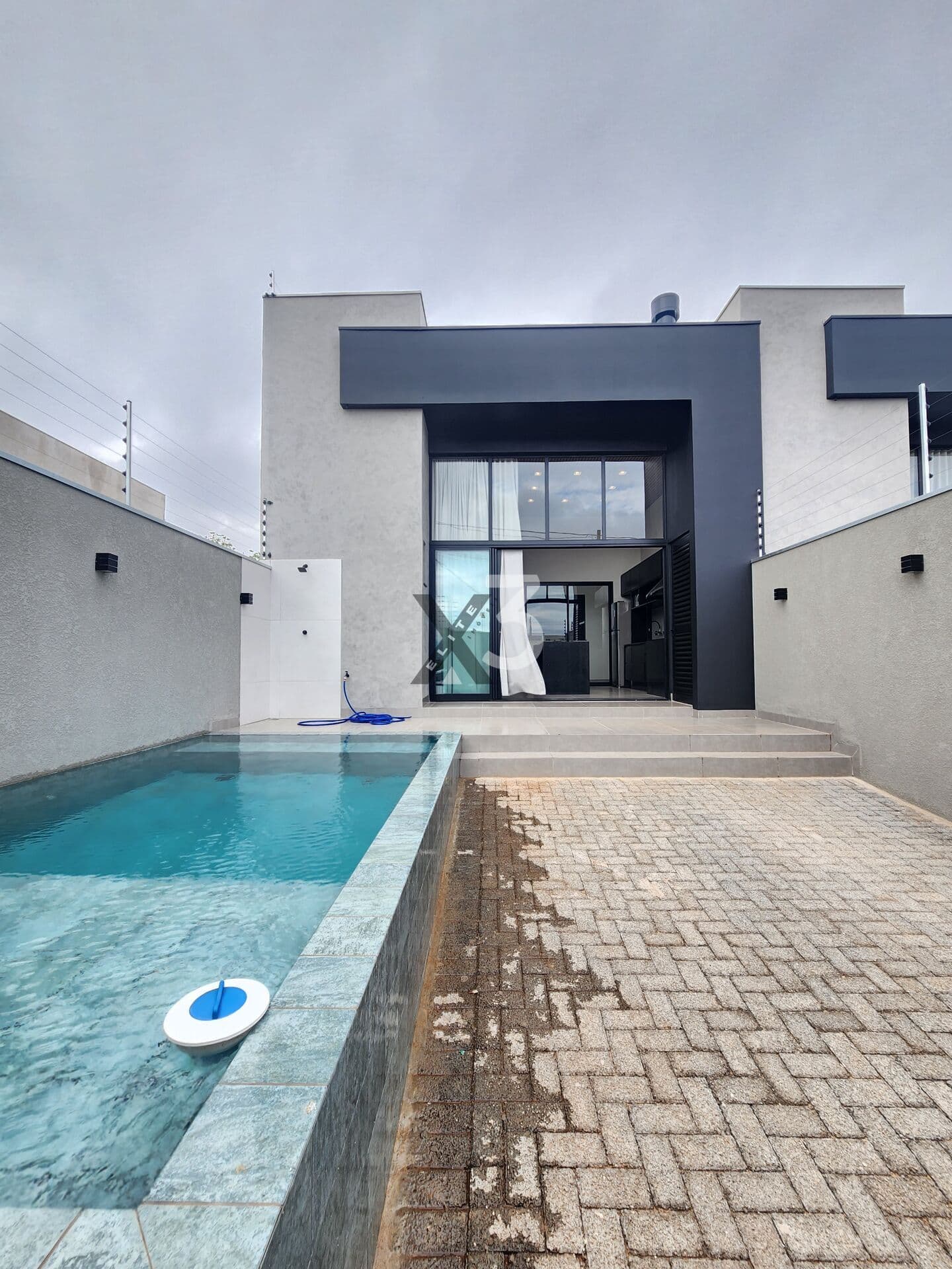 Casa no bairro Grecia com 3 suites!