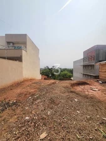 Terreno no bairro Maliboo