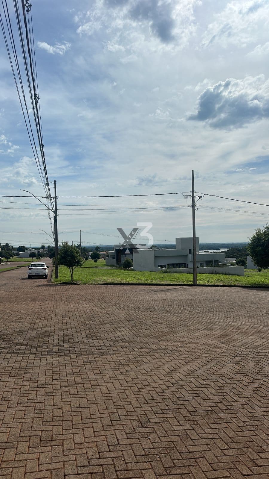 Terreno no Condomínio Oásis em Porto Rico PR esquina 420M2