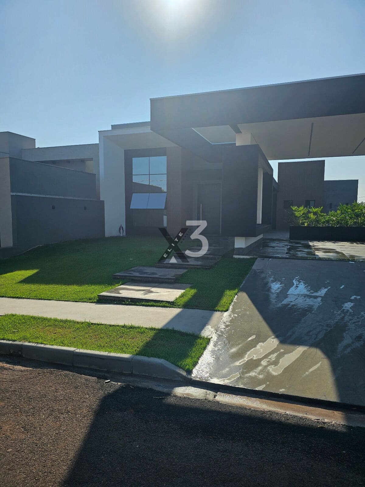 Casa no Cond. Mirante do Rio Parana, Porto Rico/PR