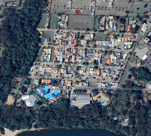 Terreno no Condomínio Vale dos Sonhos em Porto Rico PR