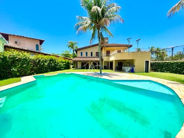 Casa à venda no Condomínio Jardim Acapulco – Guarujá SP