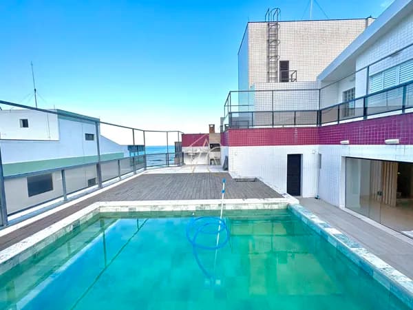 Cobertura Duplex à Venda na Praia do Tombo - Guarujá