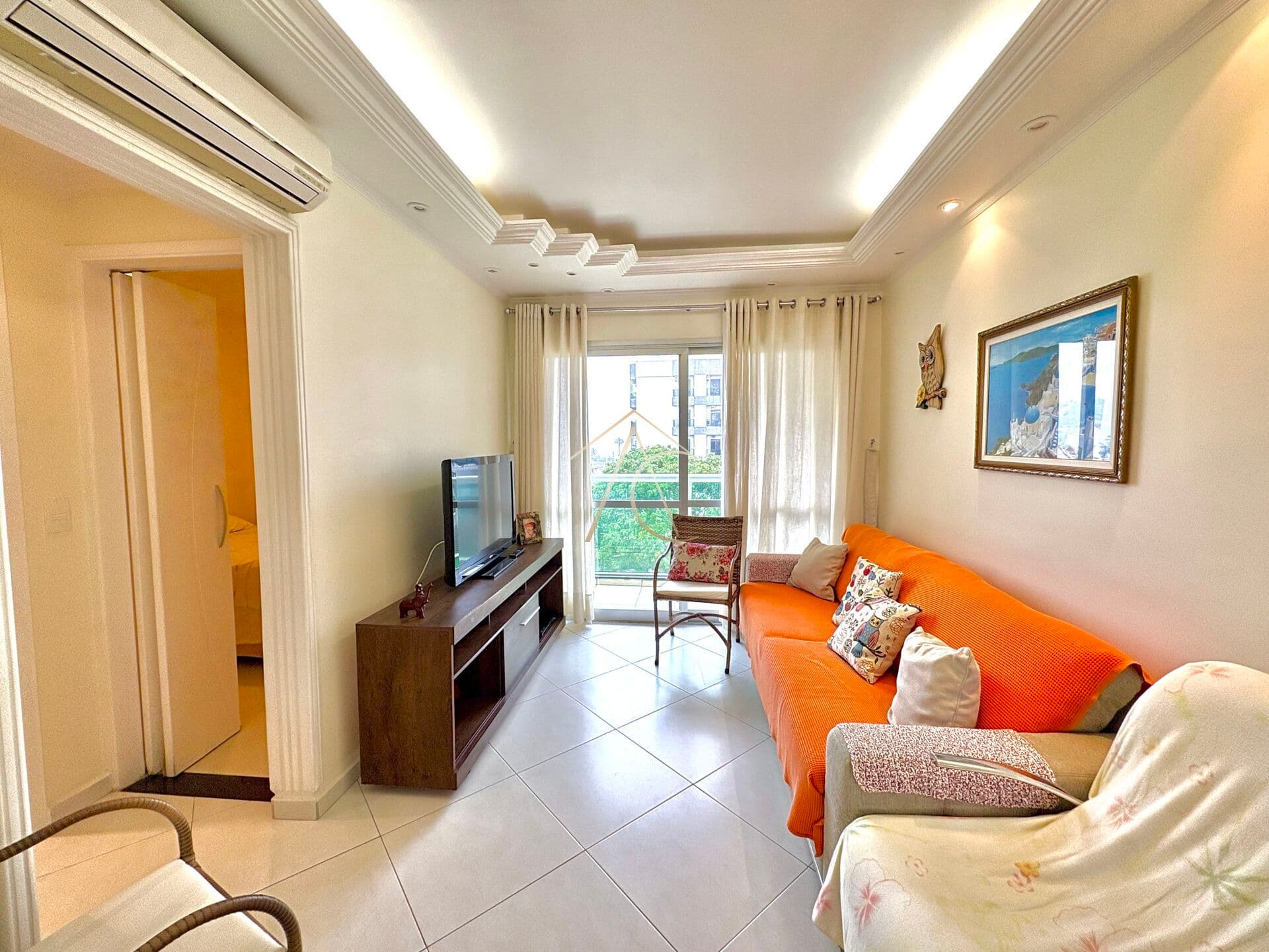 Apartamento à Venda na Praia da Enseada, Guarujá - SP